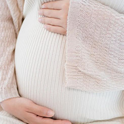 还调侃说，“当🤘然，小马哥（马🇿🇼斯克）不会承认，😷子宫切除怎么要孩子